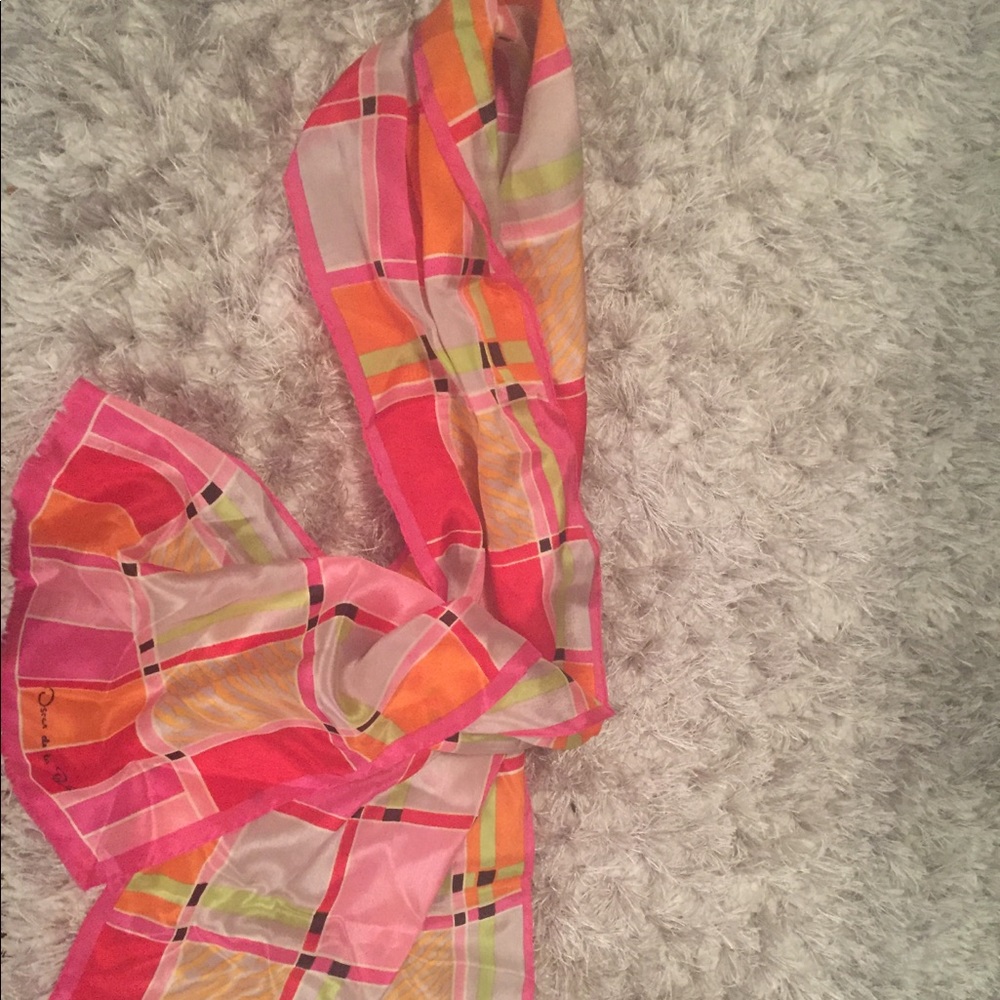 Oscar De La Renta Scarf